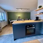 Stylisches Cityapartment Mit Schlossbergblick شقة غراتس