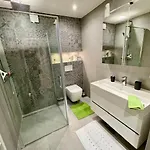 شقة Stylisches Cityapartment Mit Schlossbergblick غراتس