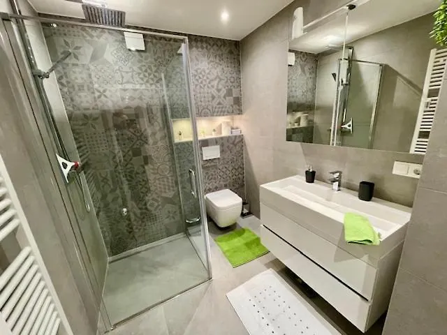 公寓 Stylisches Cityapartment Mit Schlossbergblick 格拉茨