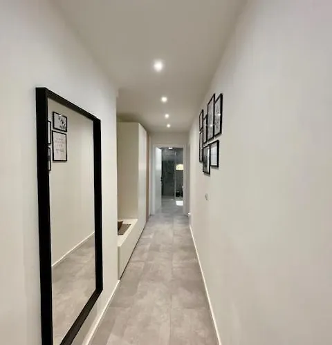 شقة Stylisches Cityapartment Mit Schlossbergblick غراتس